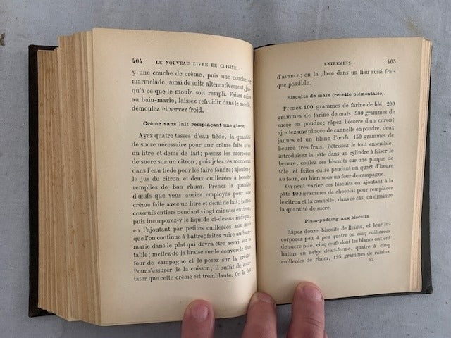 Emmeline Raymond : Le Nouveau Livre de Cuisine. Recettes pratiques. Onzième édition