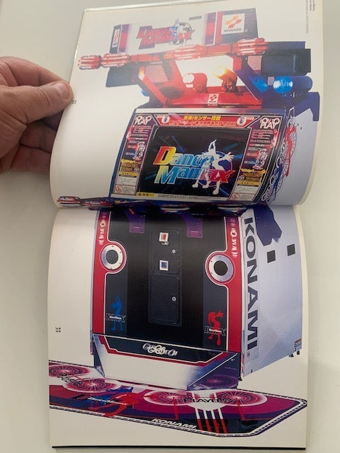 Kyoichi Tsuzuki (ed.) : Techno Sculpture (Museum of Arcade Games). Street Design File 20
