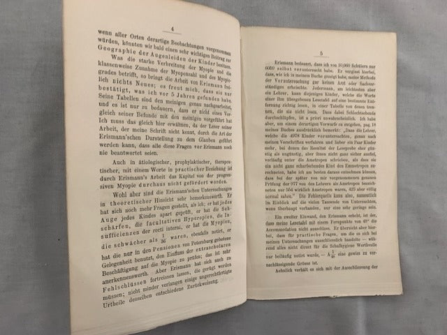 Hermann‎ Cohn : Bemerkungen zu Erismann's Untersuchungen der Augen der Schulkinder. (Archiv fur Ophtamologie  Band XVII.  Abtheilung I  pag. 1). Separat-Abdruck aus v. Graefe's Archiv für Ophtamologie  Band XVII.  Abtheilung 2