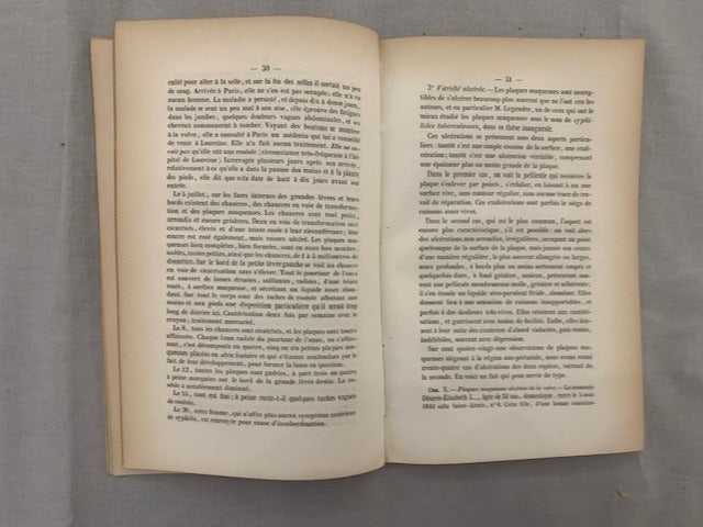 Davasse et Deville : Études Cliniques sur les Maladies Vénériennes. Plaques Muqueuses [avec dédicace d'Amédée Deville]