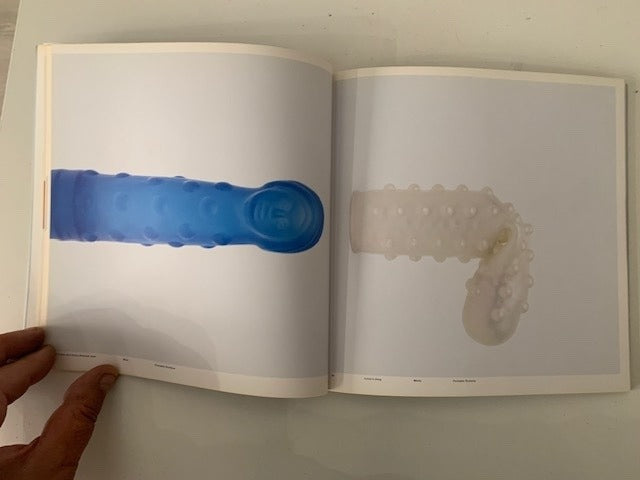 Kyoichi Tsuzuki (ed.) : Portable Ecstasy (Aestetics of Contemporary Adult Toys). Street Design File 15