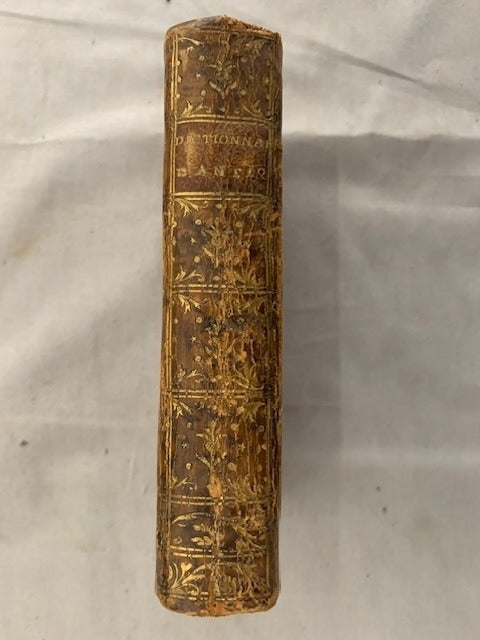 [Monchablon, E.J.]‎ : Dictionnaire abrégé d'Antiquités. Pour servir à l'Intelligence de l'Histoire Ancienne  tant Sacrée que Profane  & à celle des Auteurs Grecs & Latins